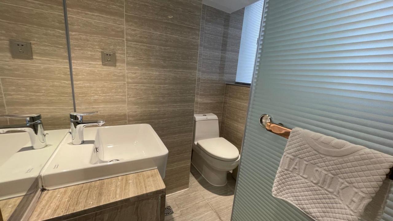 Oriental Silk Hotel Гуанджоу Екстериор снимка