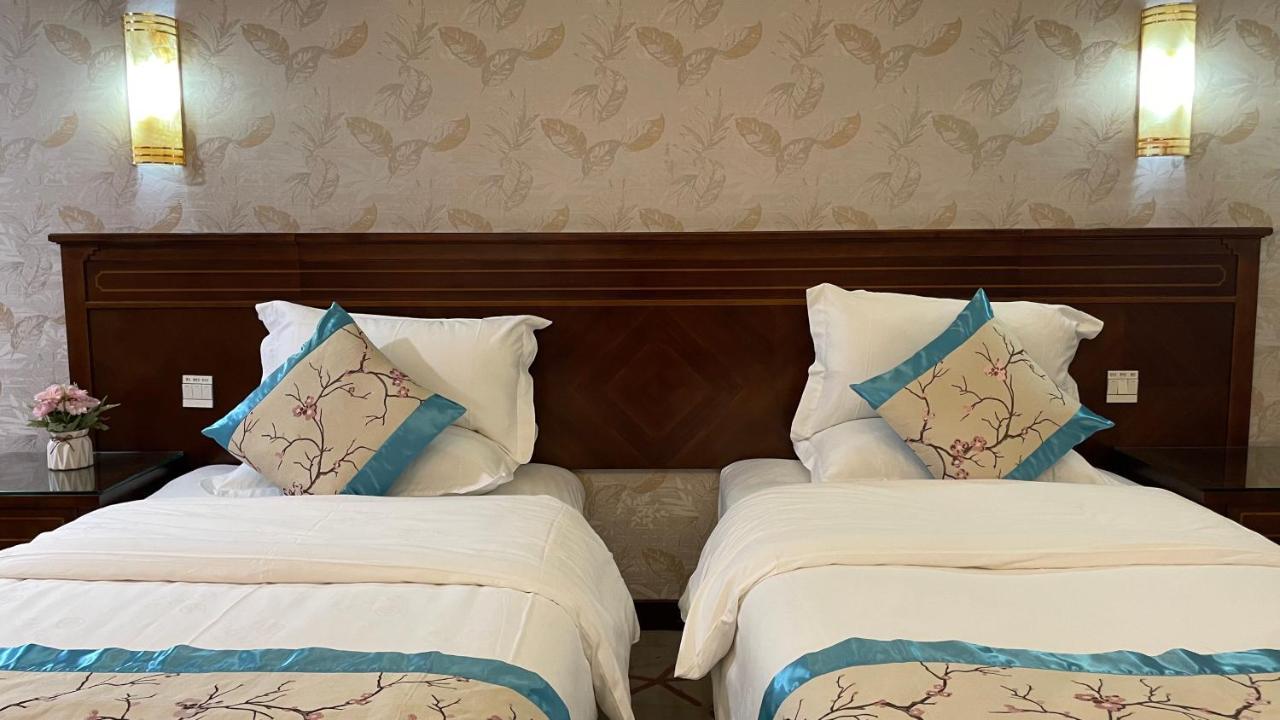 Oriental Silk Hotel Гуанджоу Екстериор снимка
