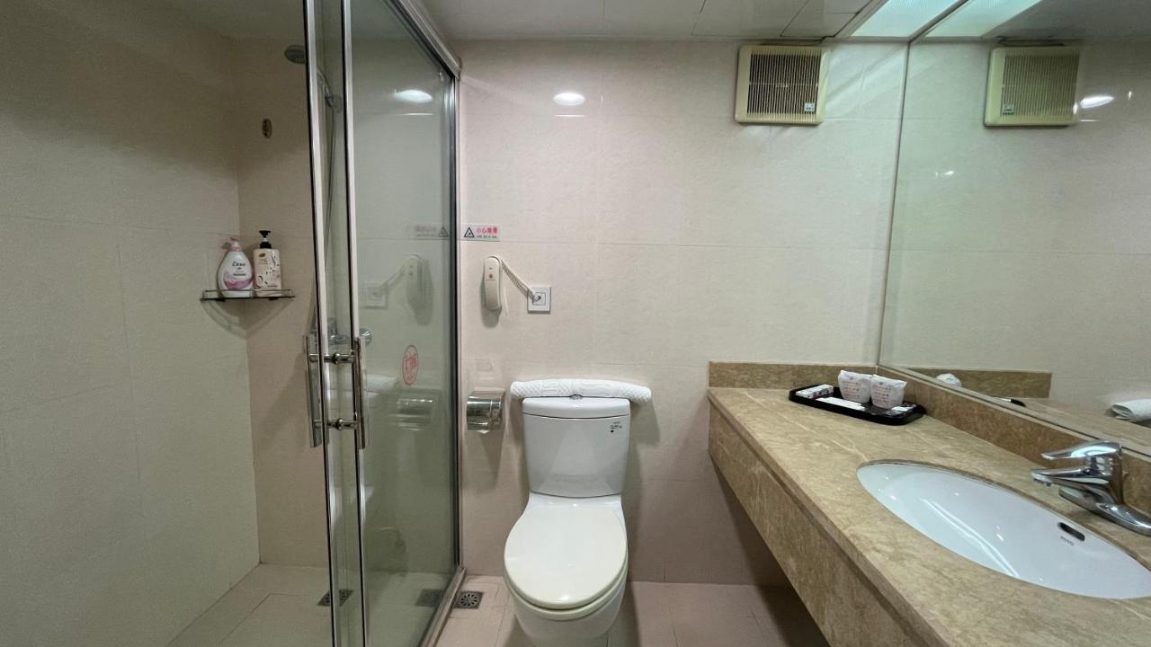 Oriental Silk Hotel Гуанджоу Екстериор снимка