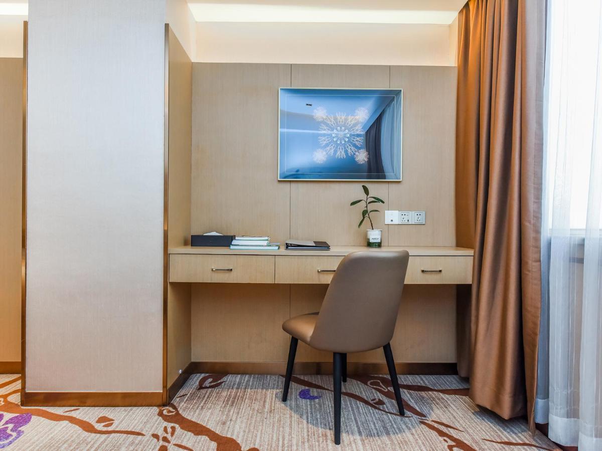 Oriental Silk Hotel Гуанджоу Екстериор снимка