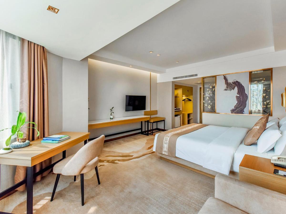 Oriental Silk Hotel Гуанджоу Екстериор снимка