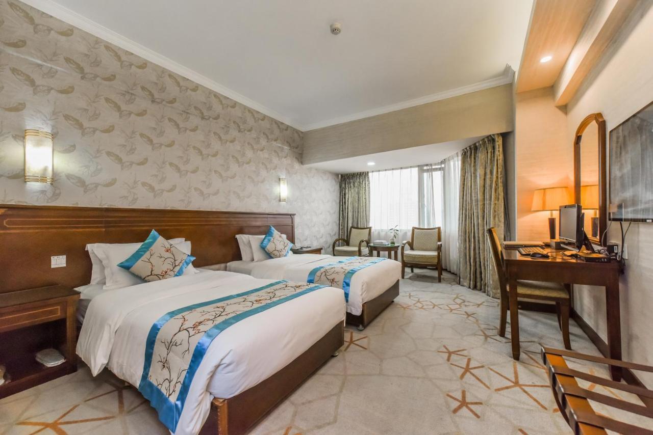 Oriental Silk Hotel Гуанджоу Екстериор снимка